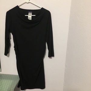 Med Patagonia side roushed dress black soft